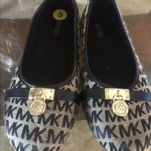 Mk shoes